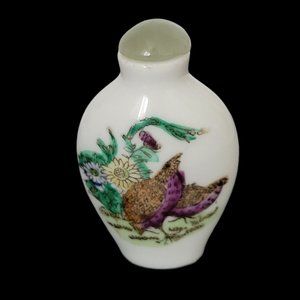 Hand Painted Chinese Snuff Bottle With Spoon Jade Top Floral Bird Motif 2 1/2"